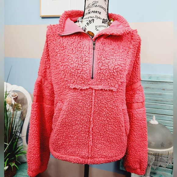 Davi & Dani Oversized Neon Pink Solid Long Sleeve Half Zip-Up Jacket - Picture 4 of 10